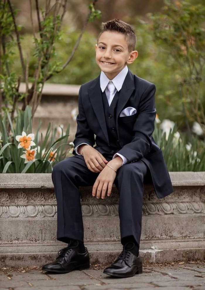 Michelina Bimbi Boys’ 100% Silk White Pocket Square - Image 6