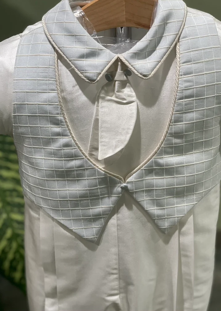 Piccolo Bacio Boys' Feliciano Baptism Outfit with Subtle Contrast - Image 3