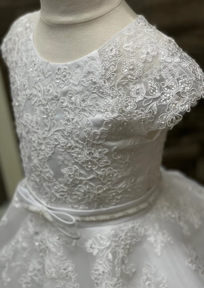 Sweetie Pie Extended Shoulder Lace Applique Gown - 4041 - Image 5