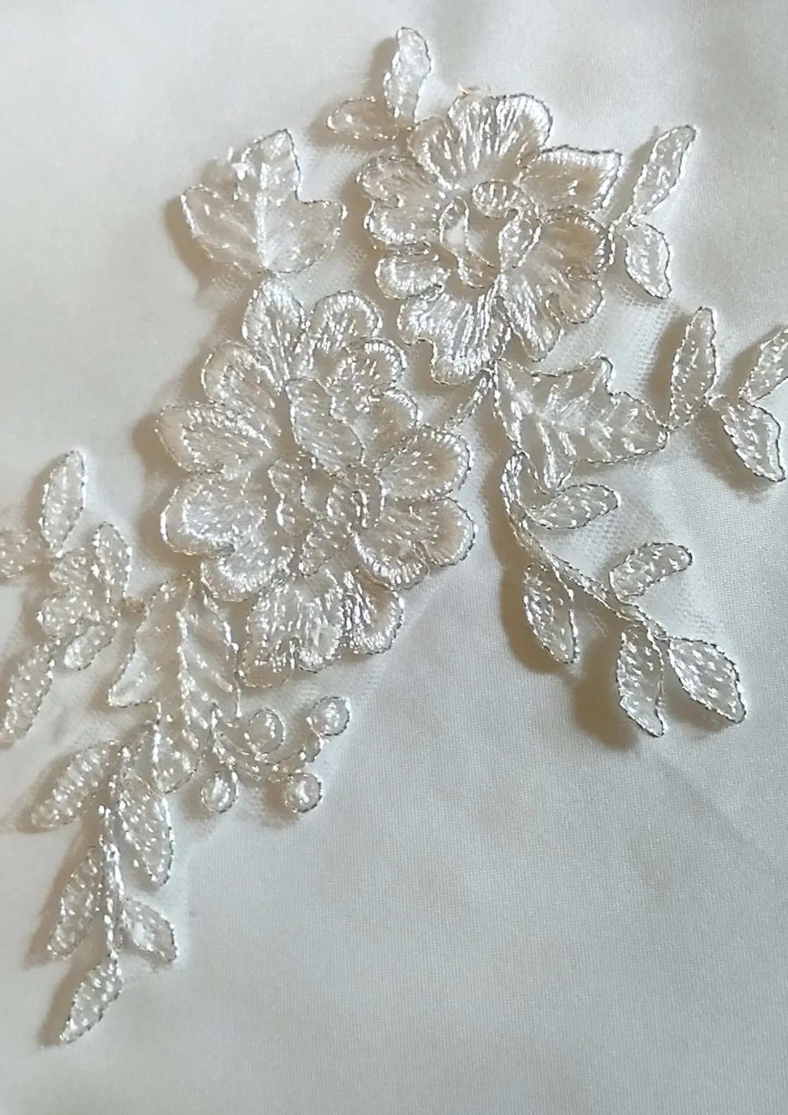 Girls Metallic Lace Christening Burping Pad - Image 3