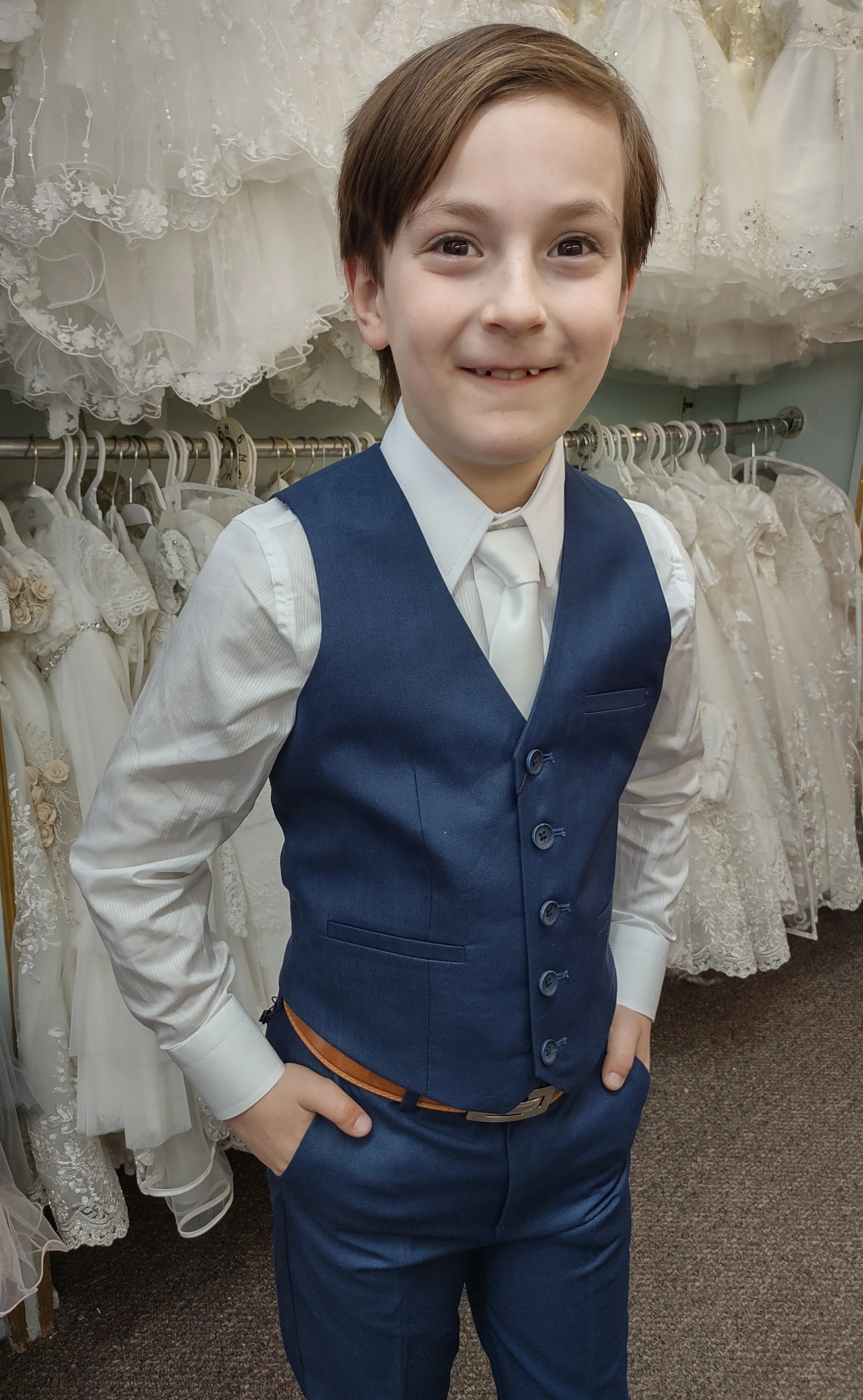 Leo & Zachary Boys Navy 3 Piece Suit - Image 6