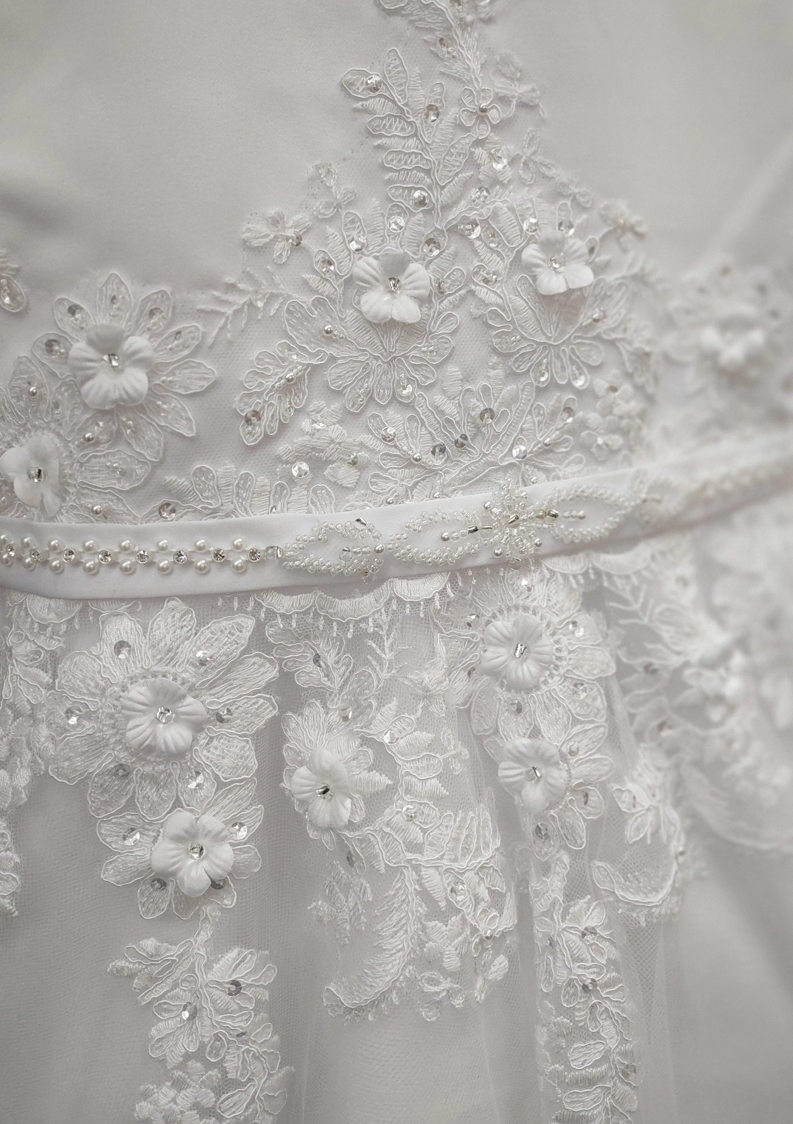 Joan Calabrese White Tea Length Lace Hem Dress 119377 - Image 6