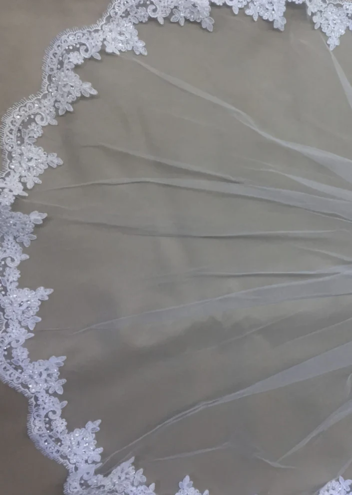 Nan & Jan Scallop Lace Mantilla Veil 310 - Image 3